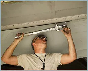 Golden Garage Door Service Schaumburg, IL 630-994-5707 - 10-install-cont